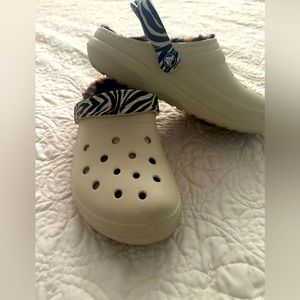 CROCS leopard fur lined W8